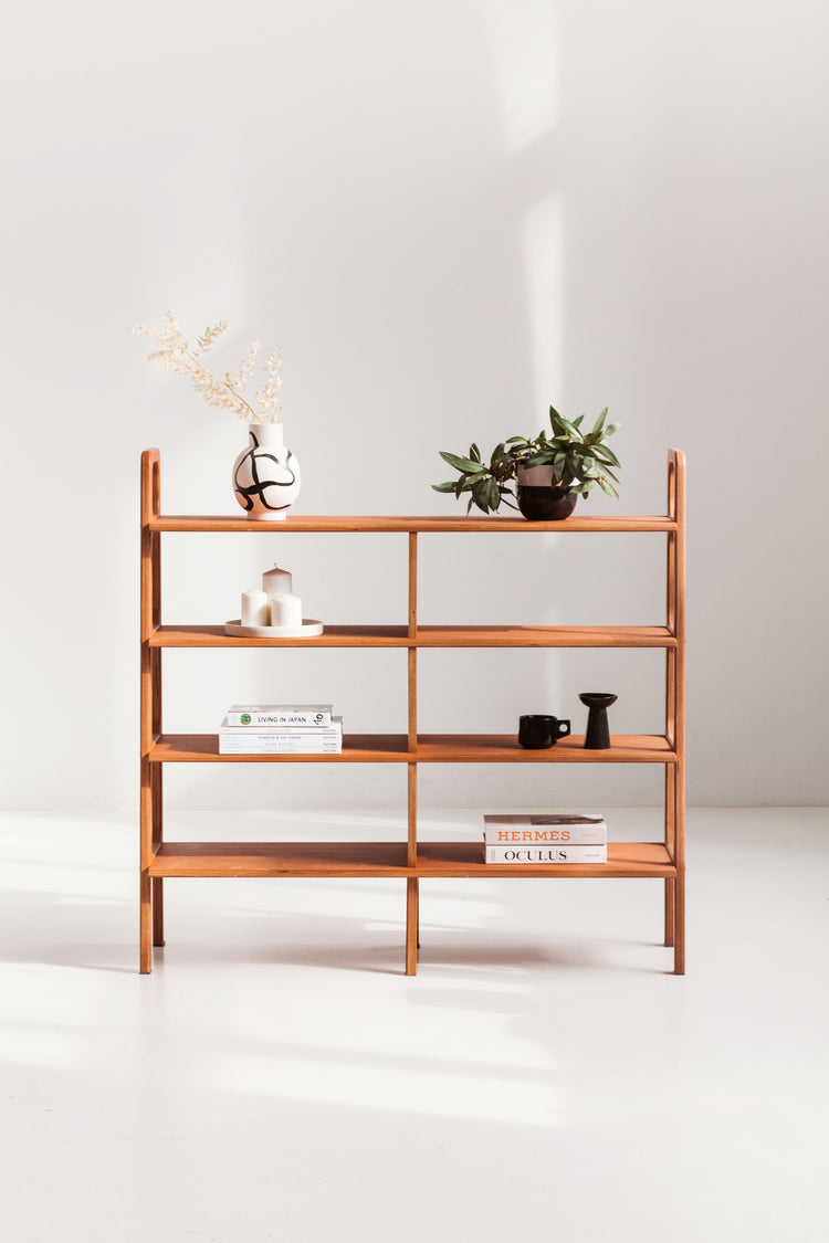 Bookcase Midlite with shelves