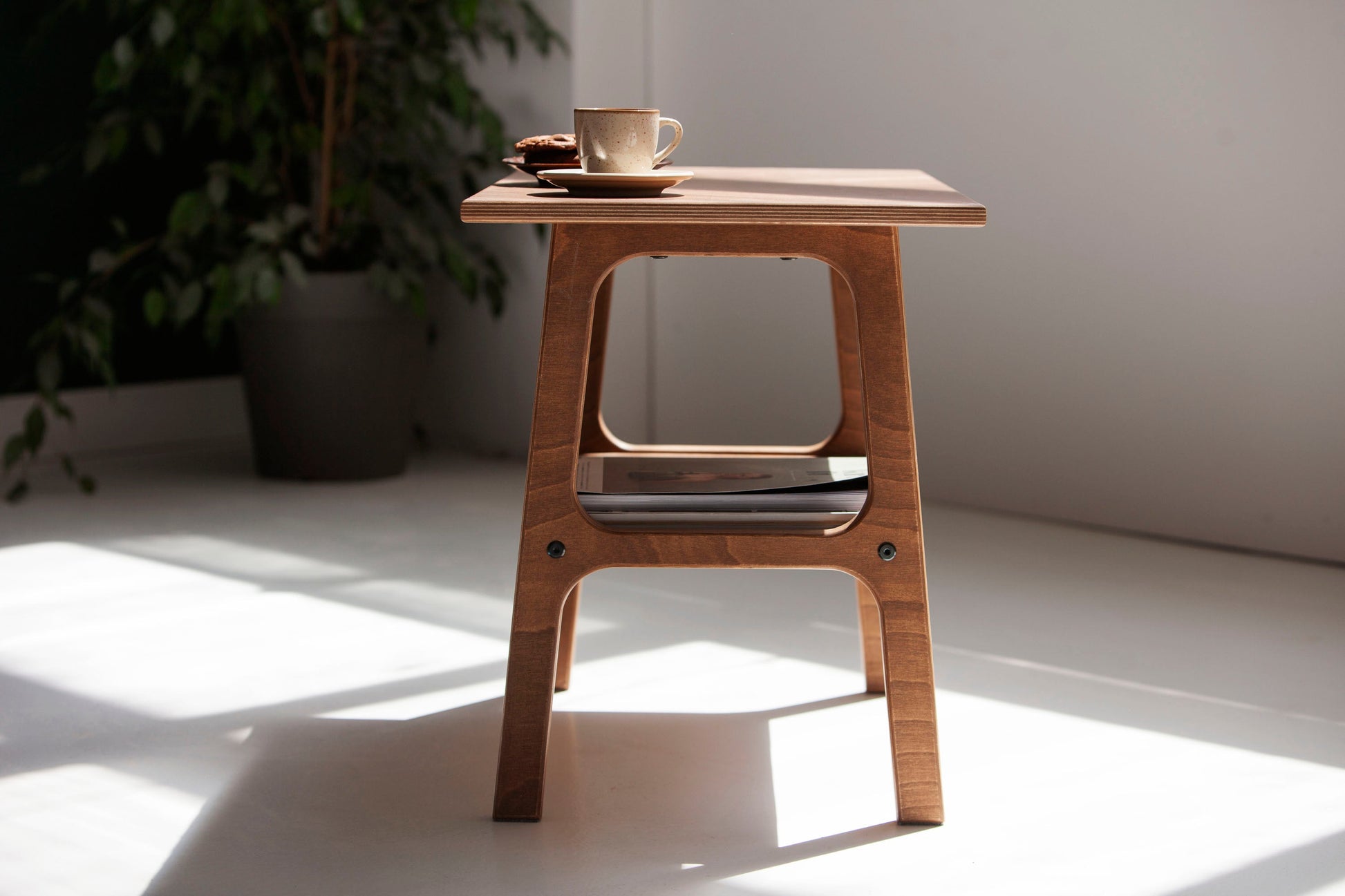 modern-mid-century-coffee-table